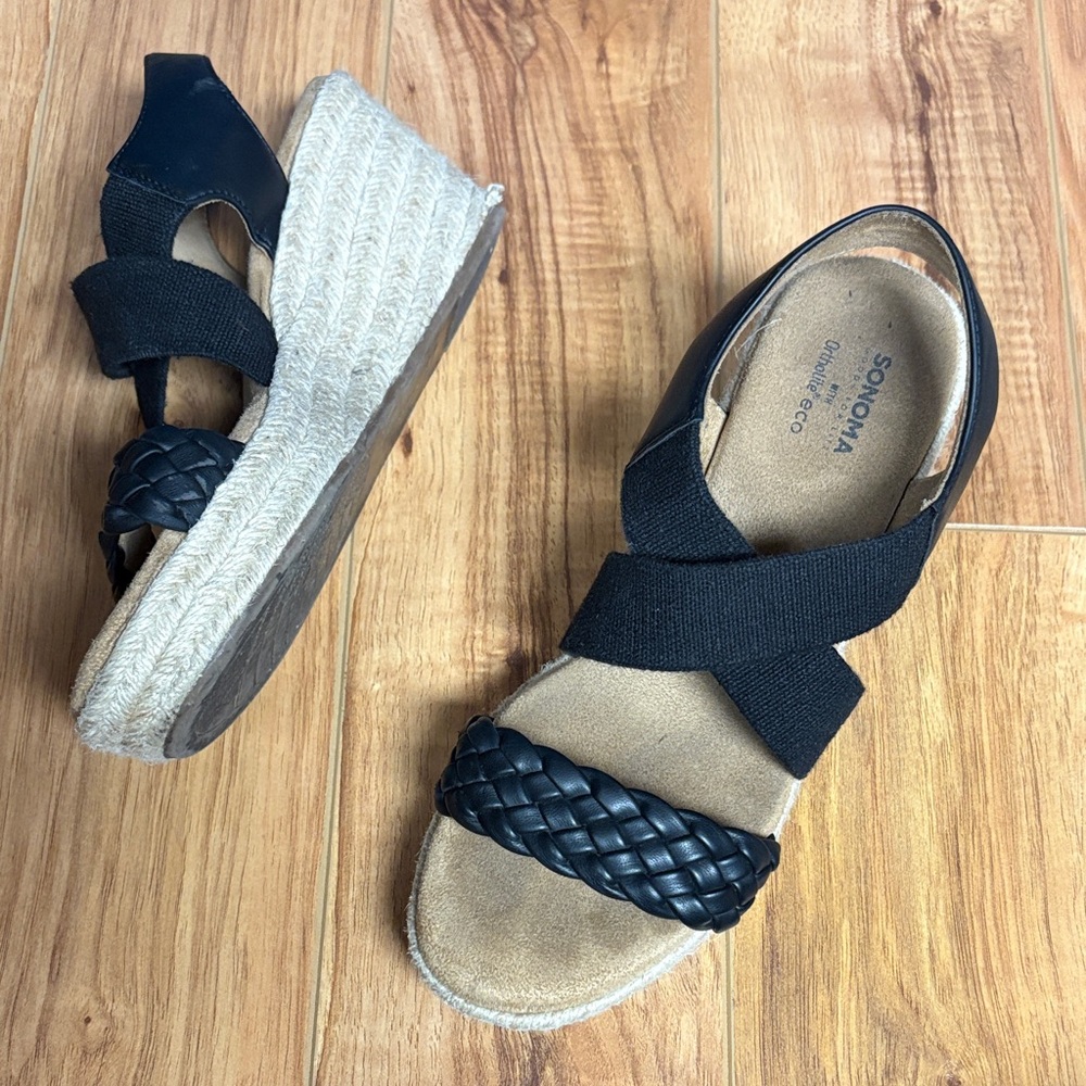 Sonoma Black and Cream Wedge Sandals